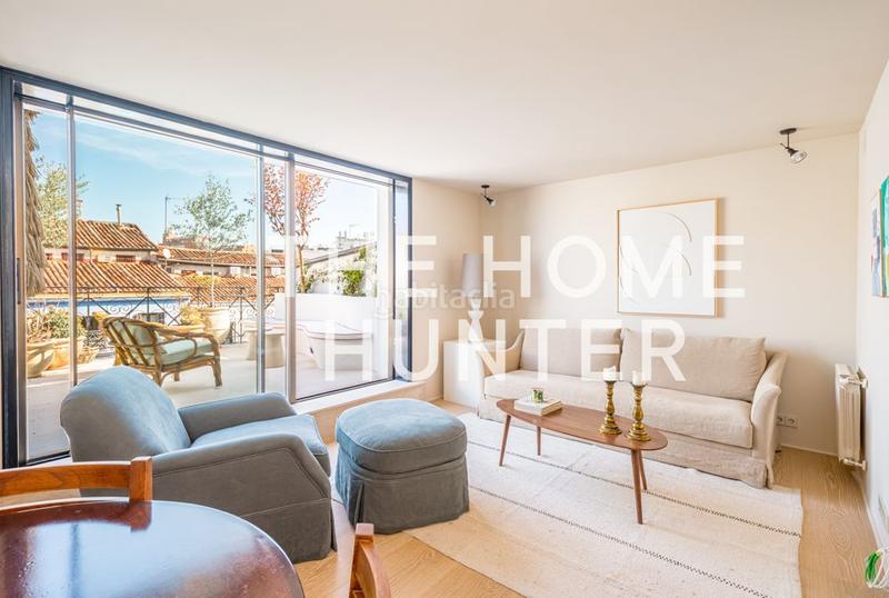 Foto 19a0e040-cf53-4257-a954-fe352360a2f2. Piso  de lujo de 145 m2 con vistas y terraza en venta en palacio, en Madrid
