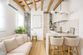 Pis  Cl meson de paredes. Piso de 41 m2 en venta en embajadores, madrid