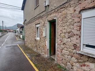 Rez-de-chaussée à Corrales de Buelna (Los). Los corrales de buelnaplantabaja