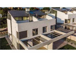 Casa aparellada  Mies de domaas. Promocin de chalets pareados en maoo