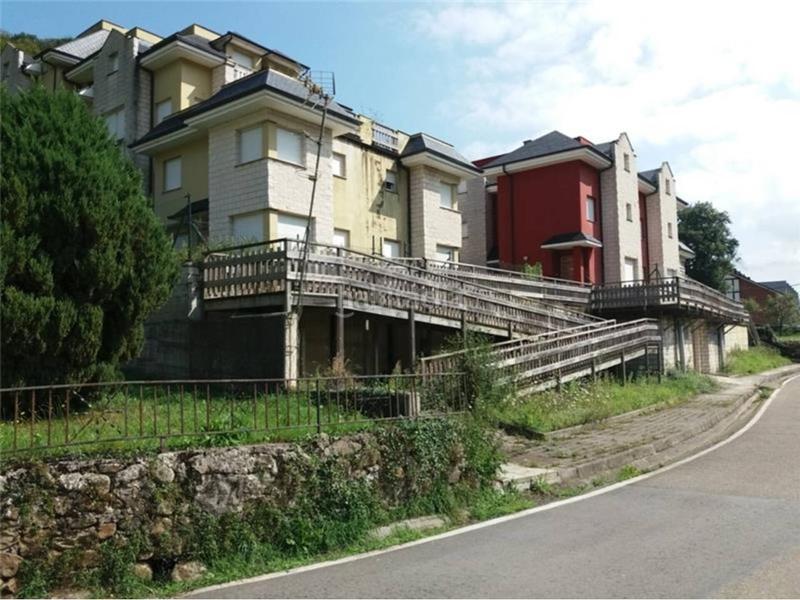 Foto 3579dab6-10ae-4fa7-9a86-a2d37e345178. Edifici a Arredondo