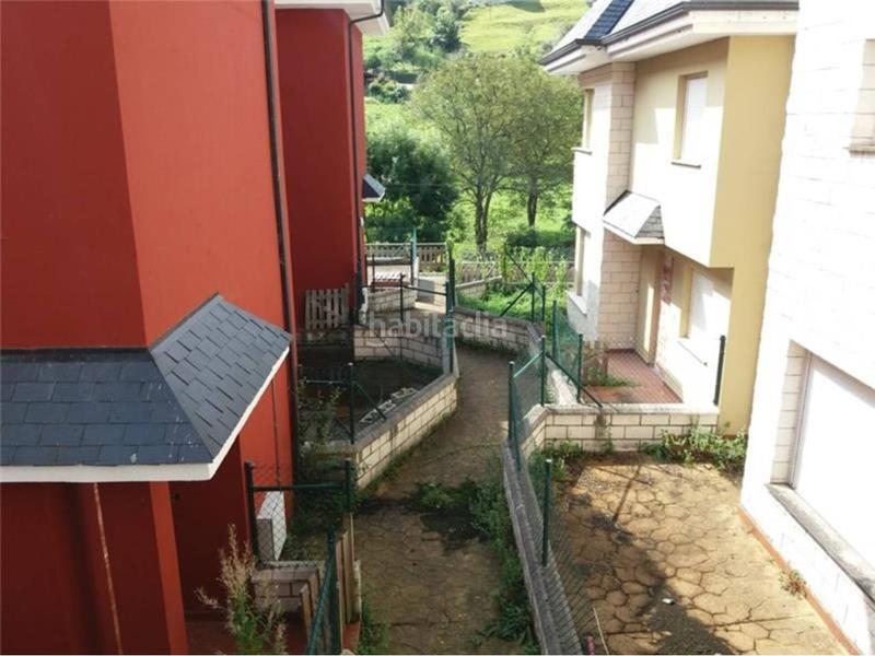 Foto bcef5bec-4f74-4758-b749-6f2ddd232d36. Edifici a Arredondo