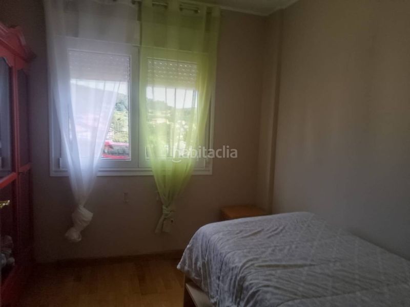 Foto e0b77df4-fd94-453c-a1c5-0e5c82b0ad9f. Casa adossada amb calefacció aparcament a Vioño Piélagos