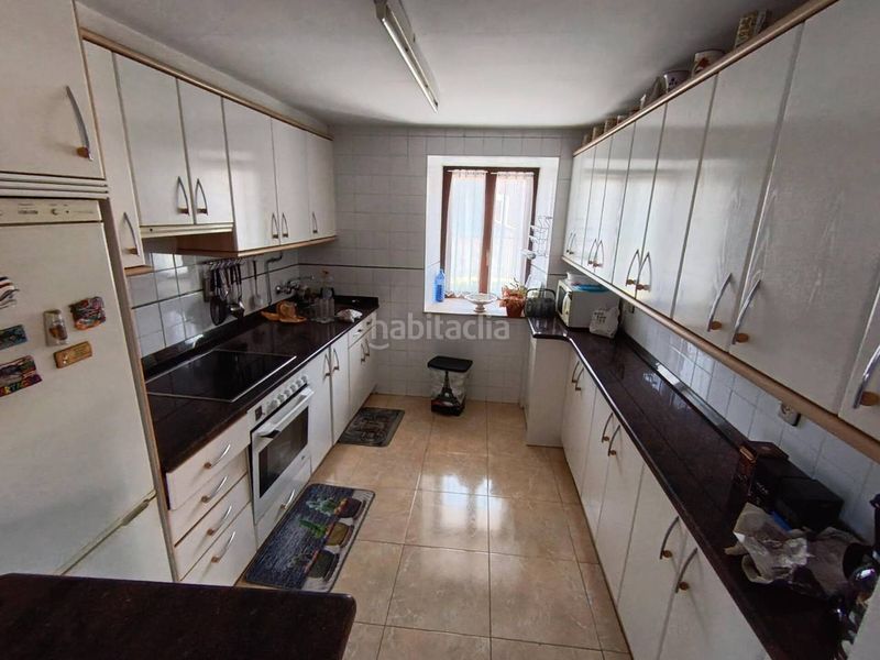 Foto 689bcf09-e7d5-43d3-a2d1-6ff22d228f04. Casa amb calefacció aparcament a Reocín