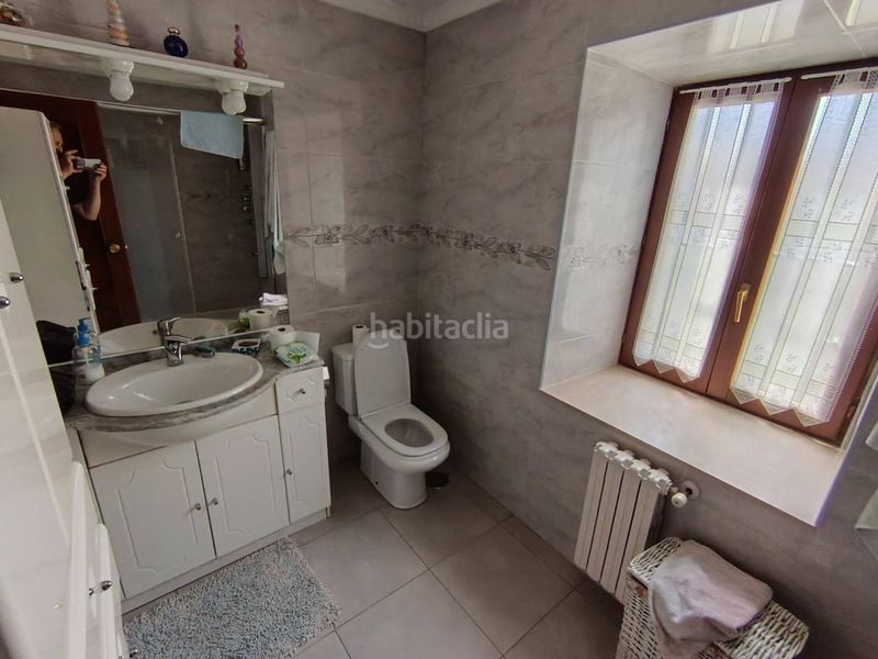 Foto b7e17f29-3422-41f6-8075-581bbb7db9ef. Casa amb calefacció aparcament a Reocín