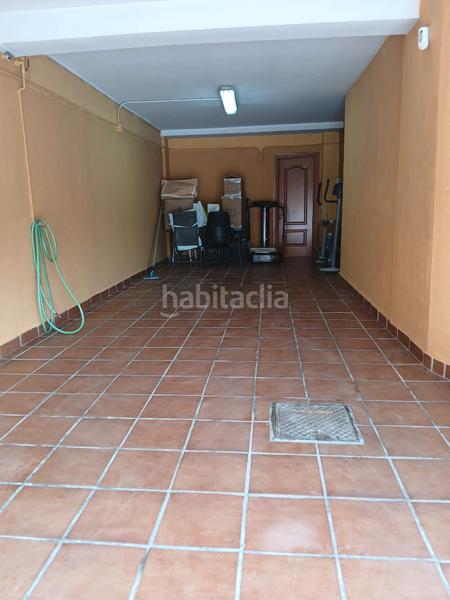 Foto 3dbd5e8b-bcf3-4e44-99de-4a9cb7ee9c69. Chalet  con piscina en Motril ciudad Motril