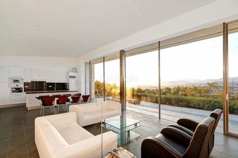 Foto cc9166a5-5eab-4dea-9335-0e2a36104357. Masia amb aparcament piscina a Los Tablones - La Garnatilla Motril