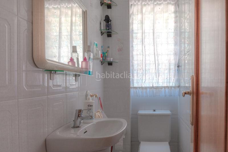 Foto 10310d96-e9ce-415f-9562-073d6cbf706b. Casa adosada casa con jardin en Motril ciudad Motril