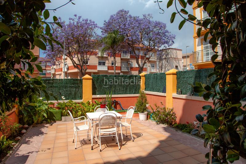 Foto 270d1454-9523-4837-b30a-beab040587f1. Casa adosada casa con jardin en Motril ciudad Motril