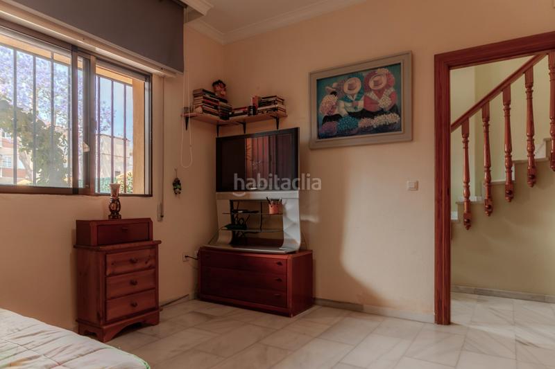 Foto b8b051c8-0ad0-4af8-a23f-3f7e4b1f076b. Casa adosada casa con jardin en Motril ciudad Motril