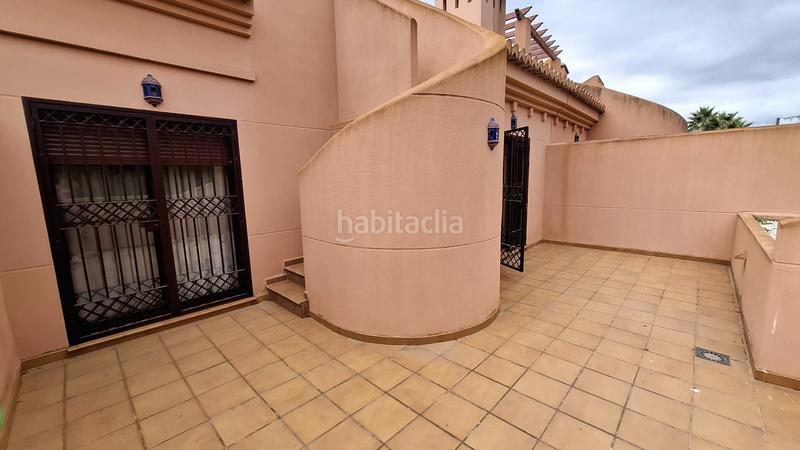 Foto 7df1c469-ef43-413d-85e0-5a1efca44c46. Chalet avec parking dans Motril ciudad Motril