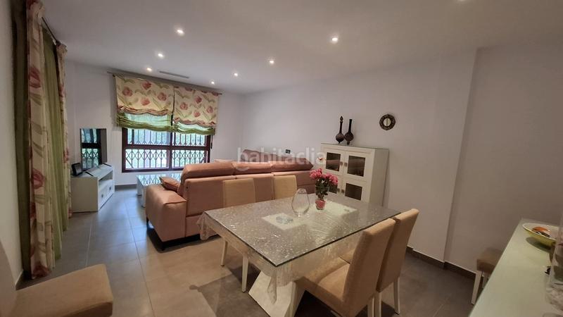 Foto bedd1eed-bdd1-4915-a4eb-2646ee243294. Chalet avec parking dans Motril ciudad Motril