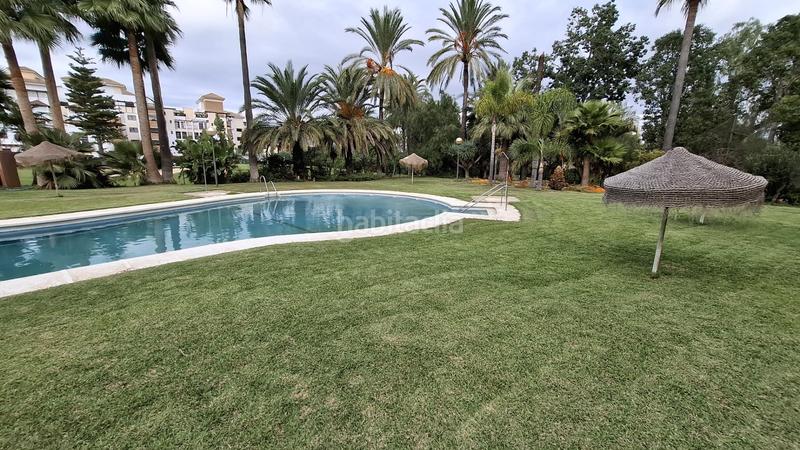 Foto eba4fd5b-8dff-4c55-824a-3a54b581e100. Chalet avec parking dans Motril ciudad Motril