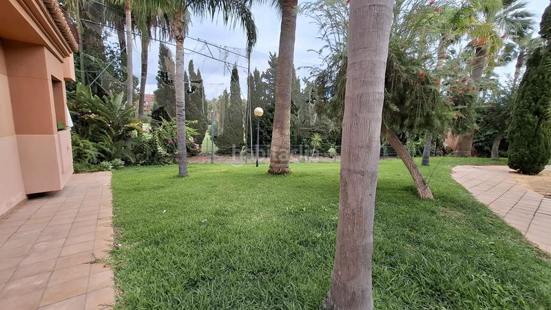 Foto ffc69819-4ded-40b7-8ec5-2a1034833f54. Chalet avec parking dans Motril ciudad Motril