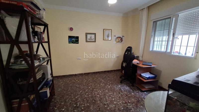 Foto 2873f063-c98b-482a-8660-db88fd757350. Casa con parcheggio in Motril ciudad Motril