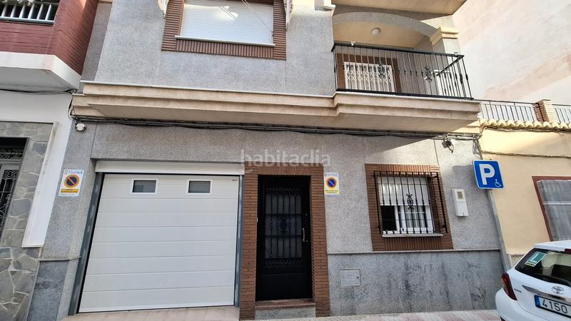 Foto b6e7835a-c7c6-4044-b9eb-34d0470b2831. Casa con parcheggio in Motril ciudad Motril