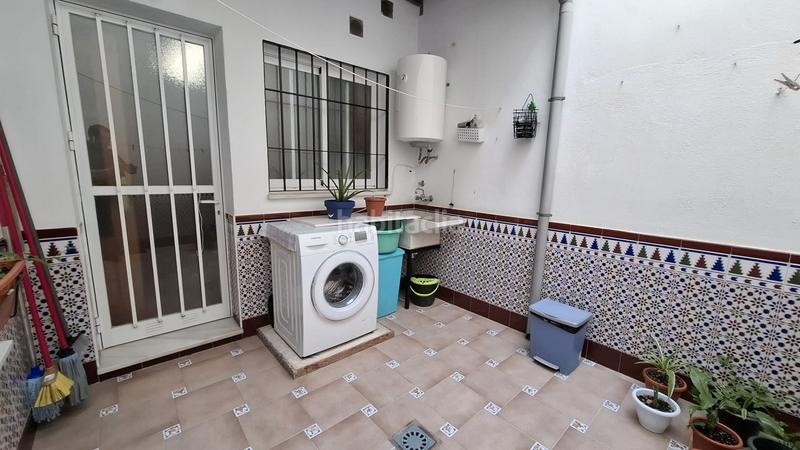 Foto b9f1fbc9-94ac-4c7a-8c93-3bcf30e0f937. Casa con parcheggio in Motril ciudad Motril