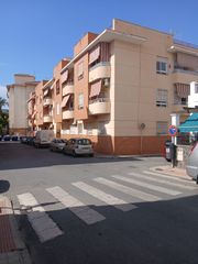 Flat in Motril  ciudad. Piso de 3 dormitorios y garaje