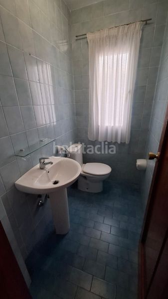 Foto 6b22b089-79ee-4bc4-a61d-e8458a8a5a8b. Casa adossada a Motril ciudad Motril