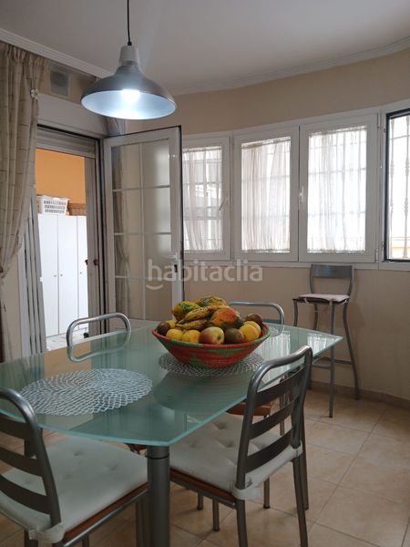 Foto b7ae257d-83bc-4b8c-b0a6-a493795332c4. Xalet amb xemeneia aparcament piscina a Motril ciudad Motril