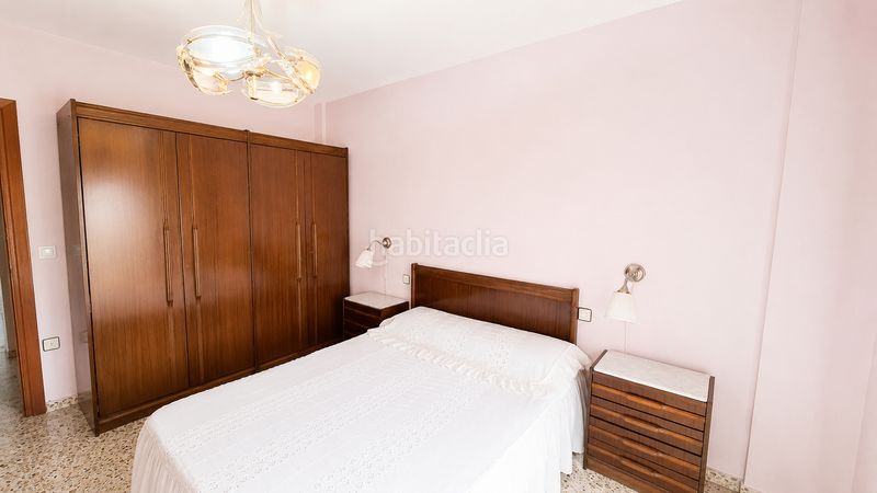 Foto cd48cec9-9b99-4dfe-924b-8beac65c97e2. Casa adossada amb aparcament a Motril ciudad Motril