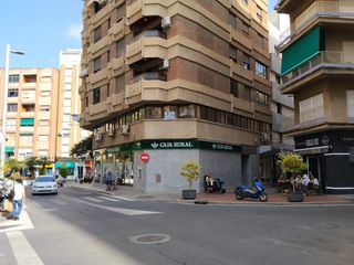 Rent Office space  Calle henchidero. Oficina de alquiler en pleno centro