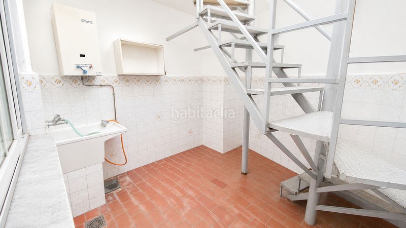 Foto 4cfa0f7a-8488-4b8a-9938-0ed0a70e4660. Casa adossada amb aparcament a Motril ciudad Motril