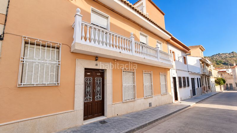 Foto c3e16b63-fb57-49ef-a873-8e7898f65cc0. Xalet a calle cabo 11 a Vélez de Benaudalla