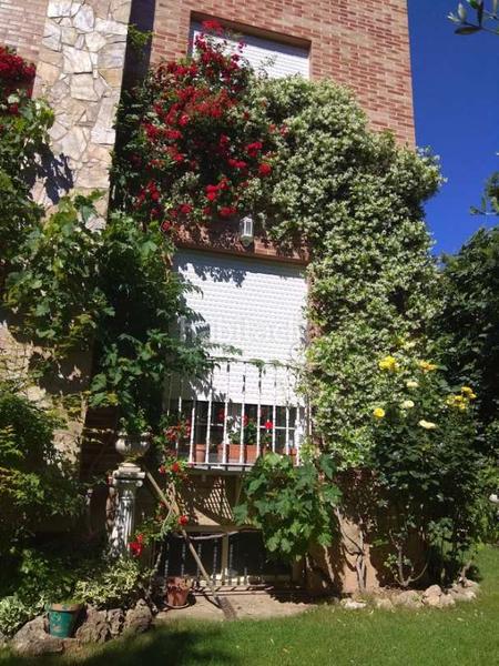 Foto bb7d0aac-aaa1-4002-bb60-5e28542f9d1f. Chalet  .! en Navarrete