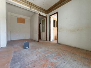 Piso  Plaza del mercado. Piso para reformar en casco antiguo...!