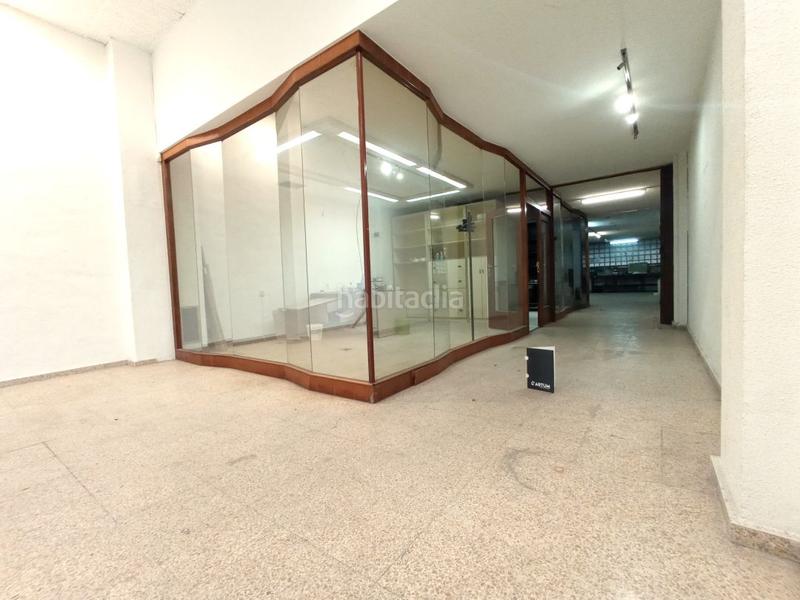 Foto 533f0a90-66b8-4657-bcf7-f15cd5a70699. Local comercial local céntrico con plaza de garaje... en Logroño