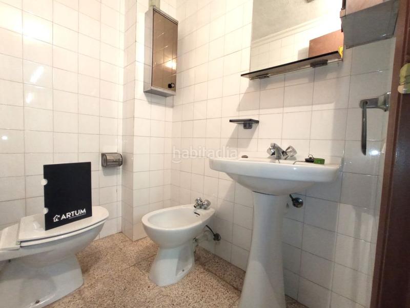 Foto dedaf010-8c23-43ba-b7f0-489b72b1c917. Local comercial local céntrico con plaza de garaje... en Logroño