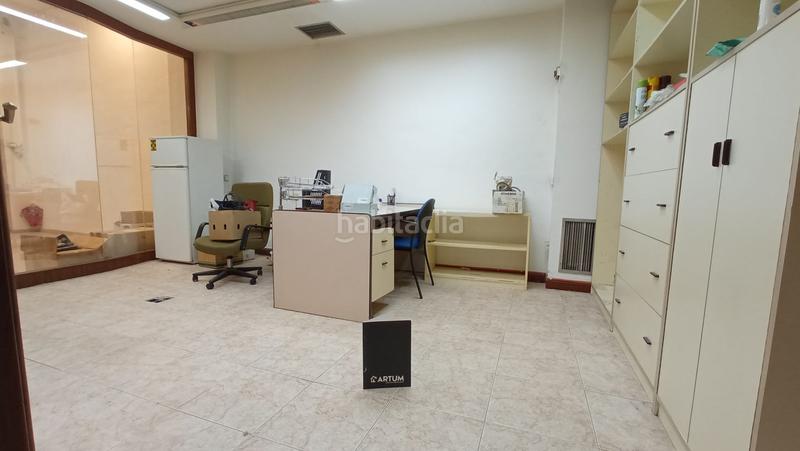 Foto e4cd4b56-da4c-46b7-a9f5-55cc7fa50103. Local comercial local céntrico con plaza de garaje... en Logroño