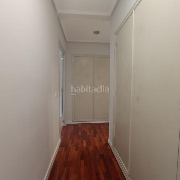 Foto eeef8878-b94f-4d5e-bb28-6fc77a492a93. Piso vivienda con vistas al parque semillero.! en Logroño