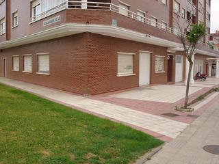 Lloguer Local Comercial  Calle maestro eliseo pinedo