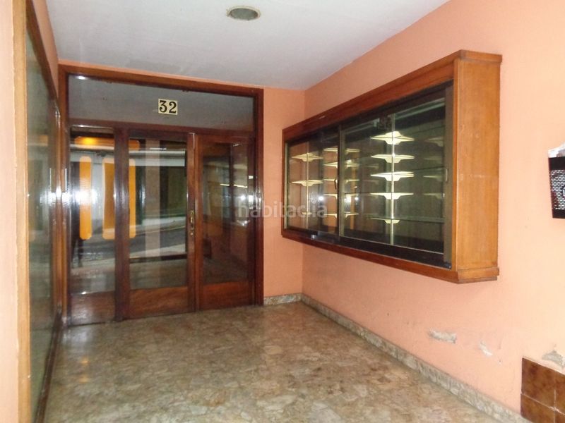 Foto 7c05a5a5-6df2-4382-8a24-807366195640. Local comercial a Haro