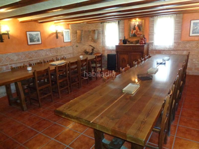 Foto 047bd61a-8ac2-4423-b073-1ad9d502c45e. Edificio en Anguciana