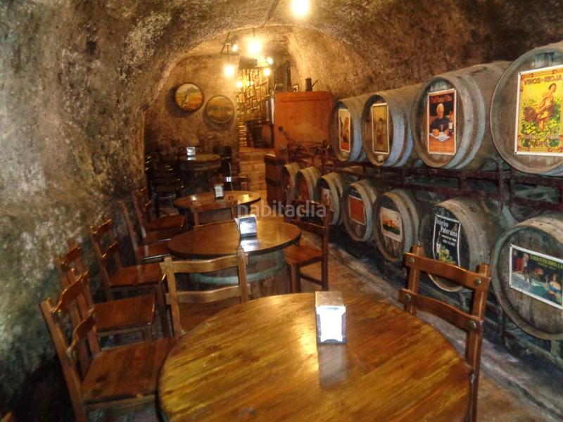 Foto 3d784e18-c868-4321-a6ba-a0df55a5bbbd. Edificio en Anguciana