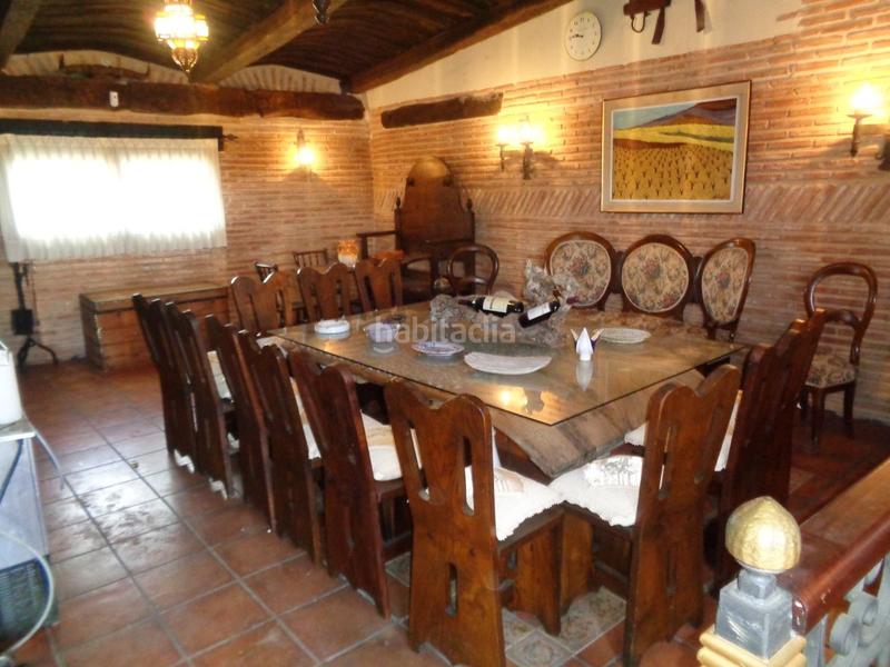 Foto 52ca2363-b3bb-4590-9991-6c783df1b9c5. Edificio en Anguciana