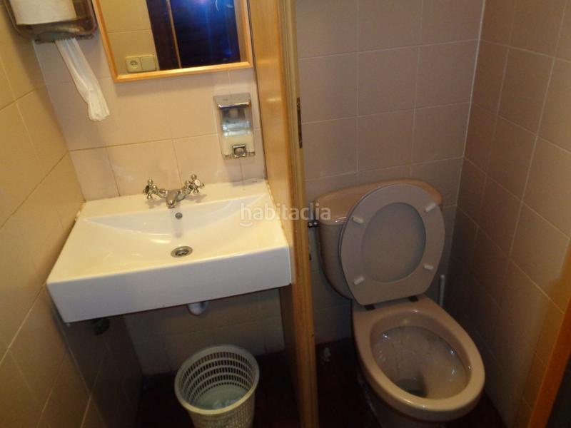 Foto 60a3ad19-7fae-4b35-ad14-9870720b7151. Edificio en Anguciana