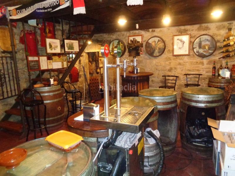 Foto 6c195345-7df2-46aa-ae8c-2610b3a1163f. Edificio en Anguciana