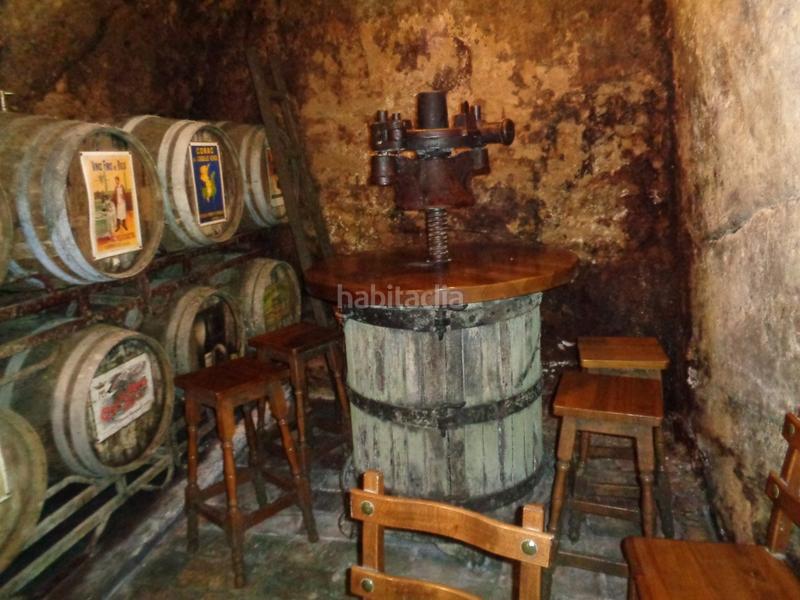 Foto 77dda675-a269-4604-96f6-dc967521f400. Edificio en Anguciana