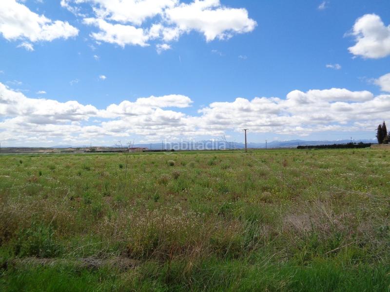 Foto ca9c020b-0b06-4563-b33d-c3ab3dab875c. Edificio en Anguciana