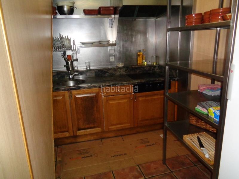 Foto cf646596-7b8f-4513-acda-a0dbc827f530. Edificio en Anguciana