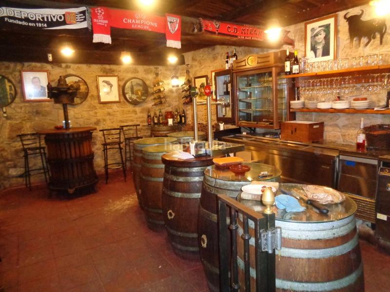 Foto d478422a-fae7-460e-aa4c-2d91969051f2. Edificio en Anguciana