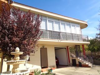 Casa aparellada a Ábalos. Ficha 2078. chalet pareado 3 dormitorios