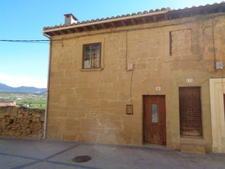 Casa a San Vicente de la Sonsierra. 2199 casa de pueblo reformada con merendero y calado