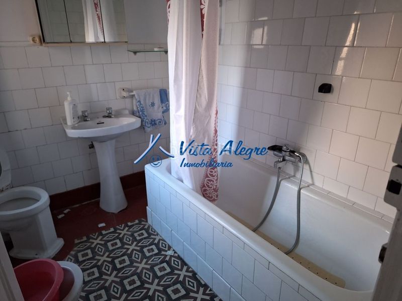 Foto e3a8dc12-3b22-46a5-b91d-fbb003ea1d0f. Piso en Haro