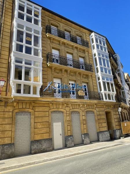 Foto 08d23ce3-f694-4c29-ace7-2e72a4c16d7a. Apartament a calle lucrecia arana 8 a Haro