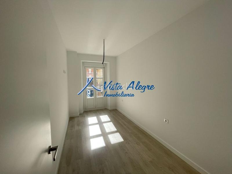 Foto a204b465-a949-4518-8d5f-612c432a2472. Apartament a calle lucrecia arana 8 a Haro